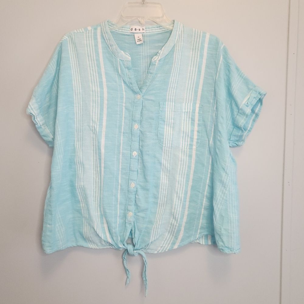 Dash Light Blue Striped Button-Front Tie-Hem Top Size XL